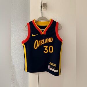 Nike kids Stephen Curry jersey. Size 3T